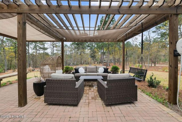 127 Longleaf Drive, West End, NC 27376