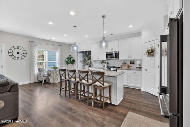 127 Longleaf Drive, West End, NC 27376