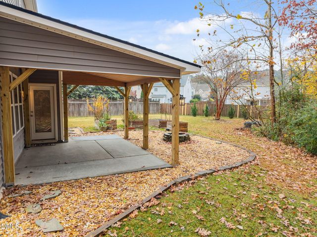 913 Wood Chapel Lane, Durham, NC 27703