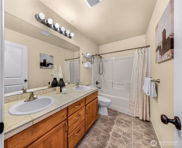 12019 178th Place NE, Redmond, WA 98052