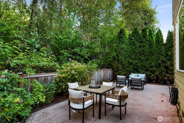 12019 178th Place NE, Redmond, WA 98052