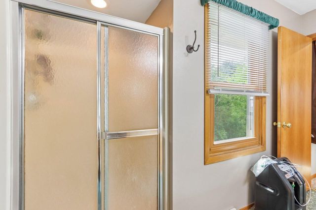 2729 Brighton DRIVE, Waukesha, WI 53188