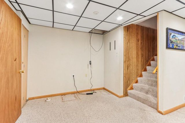 2729 Brighton DRIVE, Waukesha, WI 53188