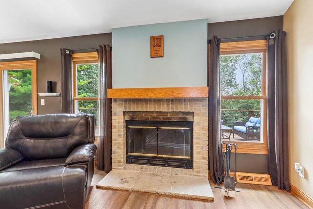 2729 Brighton DRIVE, Waukesha, WI 53188