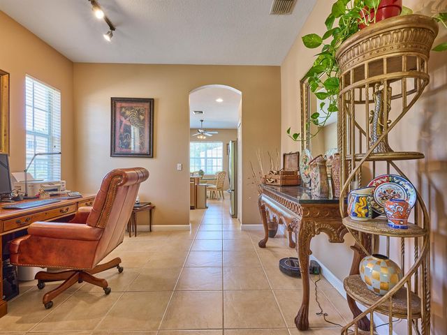 530 COMMONS Drive, Palm Beach Gardens, FL 33418