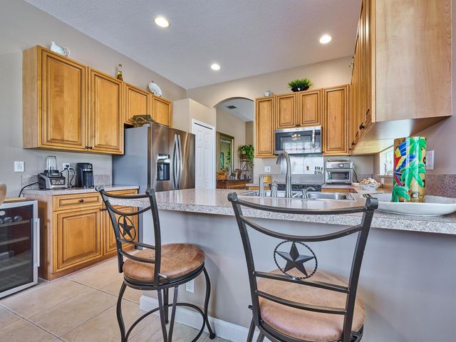 530 COMMONS Drive, Palm Beach Gardens, FL 33418