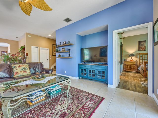 530 COMMONS Drive, Palm Beach Gardens, FL 33418