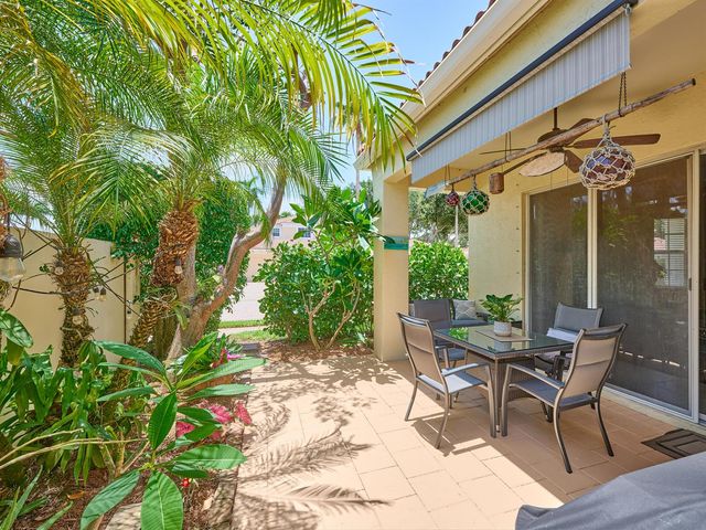 530 COMMONS Drive, Palm Beach Gardens, FL 33418