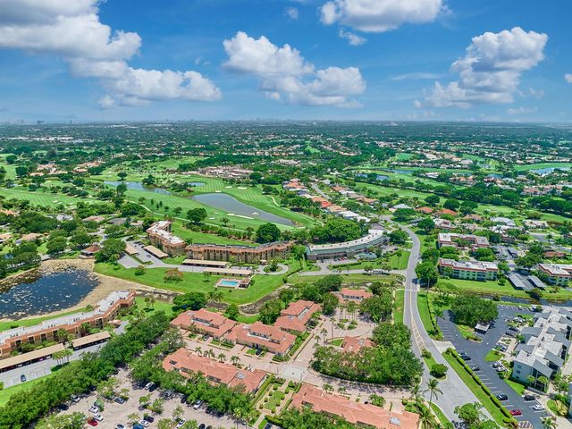 530 COMMONS Drive, Palm Beach Gardens, FL 33418
