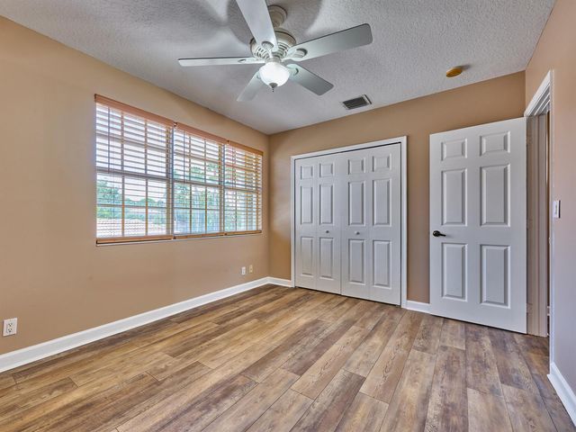 530 COMMONS Drive, Palm Beach Gardens, FL 33418