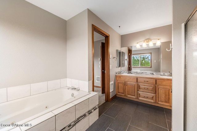 2719 S Reynolds RD, Coeur D'alene, ID 83814
