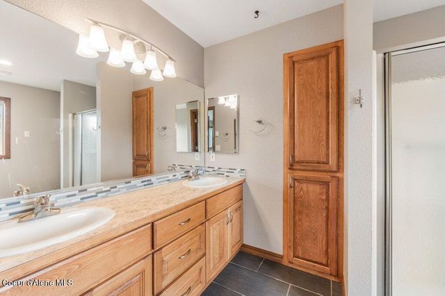 2719 S Reynolds RD, Coeur D'alene, ID 83814