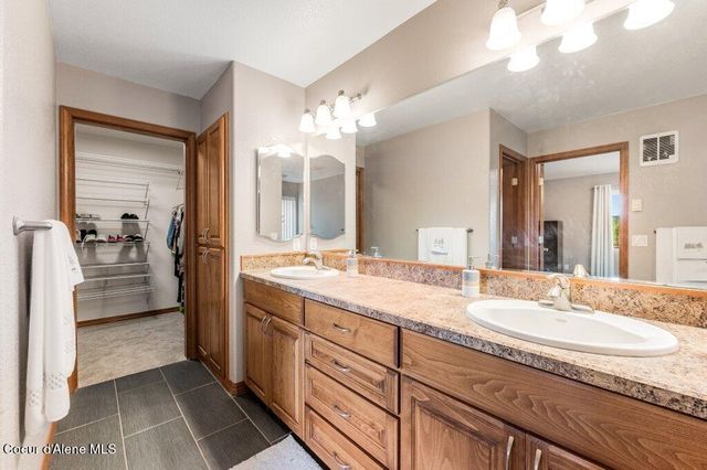 2719 S Reynolds RD, Coeur D'alene, ID 83814