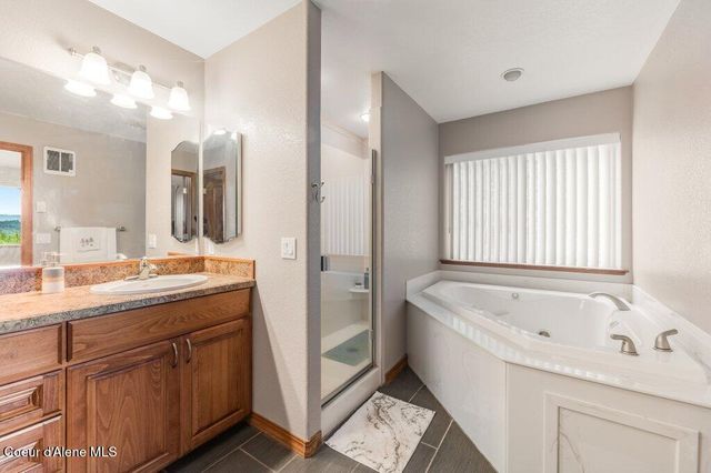 2719 S Reynolds RD, Coeur D'alene, ID 83814