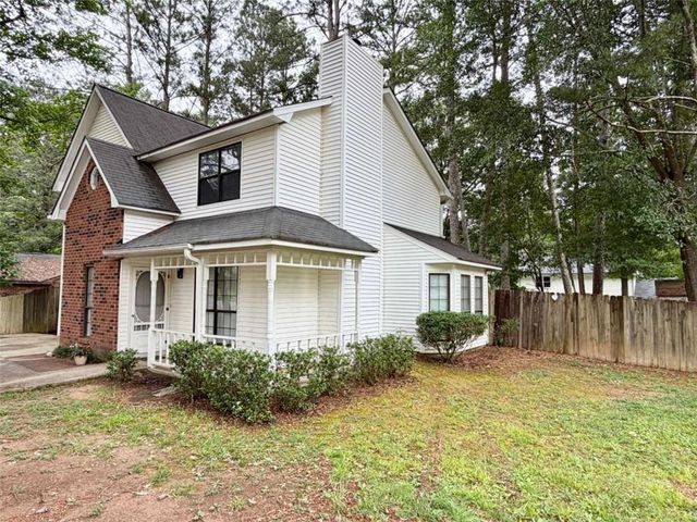 8885 Gardener Drive, Jonesboro, GA 30238