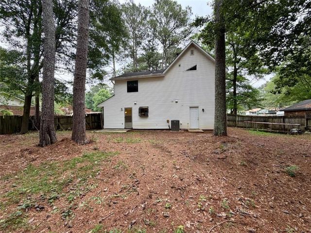 8885 Gardener Drive, Jonesboro, GA 30238