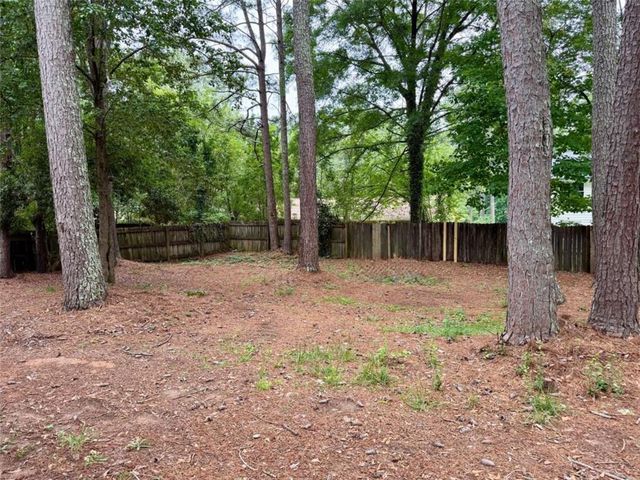 8885 Gardener Drive, Jonesboro, GA 30238