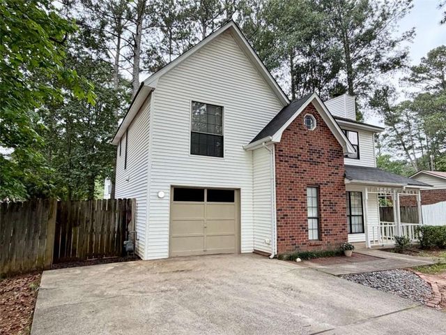 8885 Gardener Drive, Jonesboro, GA 30238