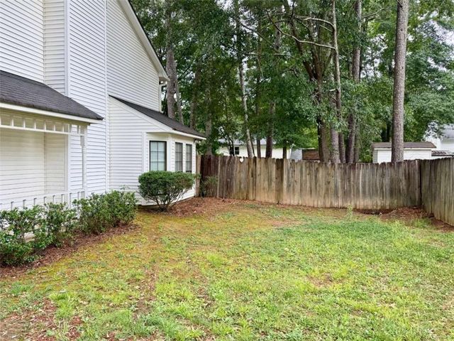 8885 Gardener Drive, Jonesboro, GA 30238