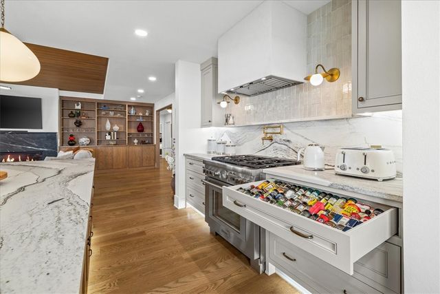 934 N Park Avenue, Fayetteville, AR 72701