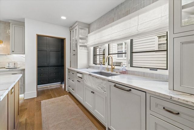 934 N Park Avenue, Fayetteville, AR 72701