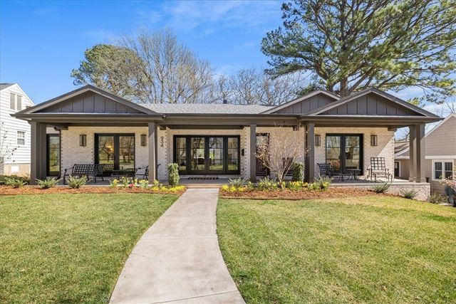 934 N Park Avenue, Fayetteville, AR 72701