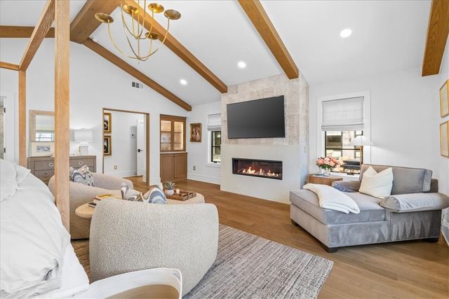 934 N Park Avenue, Fayetteville, AR 72701