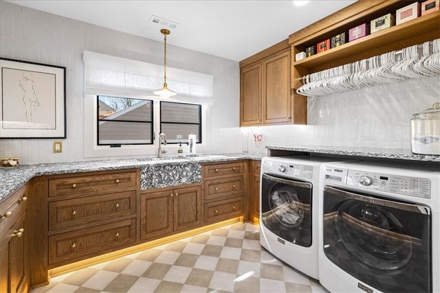 934 N Park Avenue, Fayetteville, AR 72701