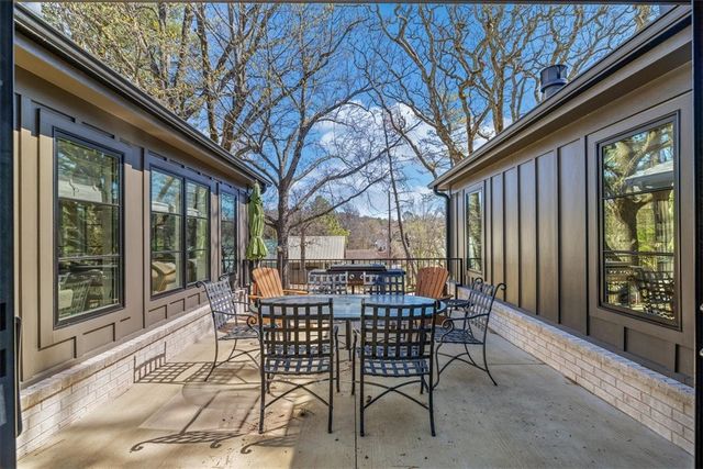 934 N Park Avenue, Fayetteville, AR 72701