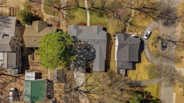 934 N Park Avenue, Fayetteville, AR 72701