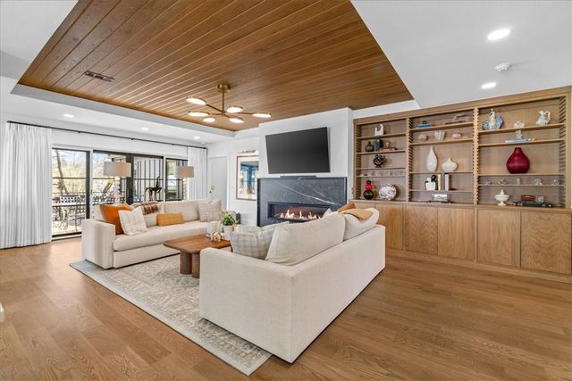 934 N Park Avenue, Fayetteville, AR 72701