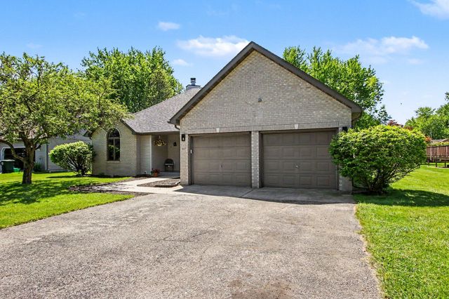 907 E 12th Street, Hobart, IN 46342