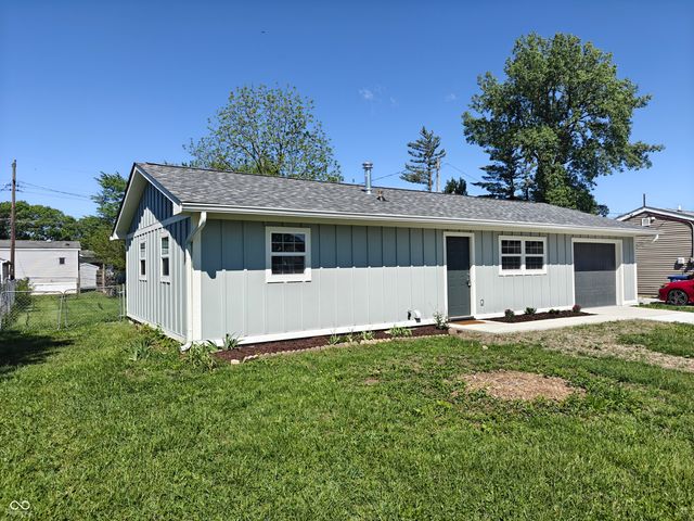 407 Eberhart Drive, Shelbyville, IN 46176