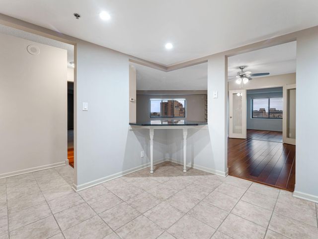 20 2nd Street NE P2501, Minneapolis, MN 55413