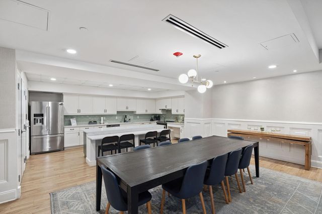 20 2nd Street NE P2501, Minneapolis, MN 55413