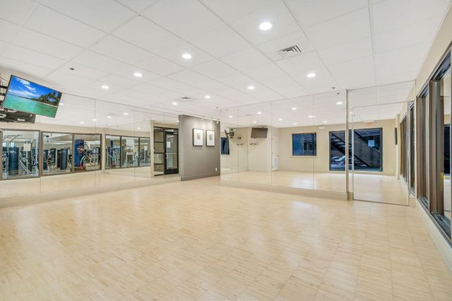 20 2nd Street NE P2501, Minneapolis, MN 55413