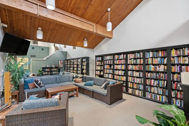 20 2nd Street NE P2501, Minneapolis, MN 55413