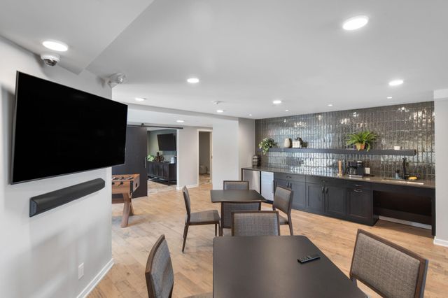 20 2nd Street NE P2501, Minneapolis, MN 55413