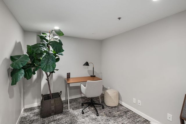 20 2nd Street NE P2501, Minneapolis, MN 55413