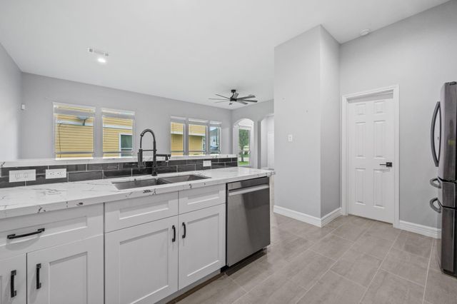 6631 Independence Boulevard, Baytown, TX 77521