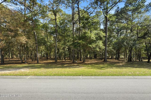 575 Versailles Boulevard SW, Supply, NC 28462