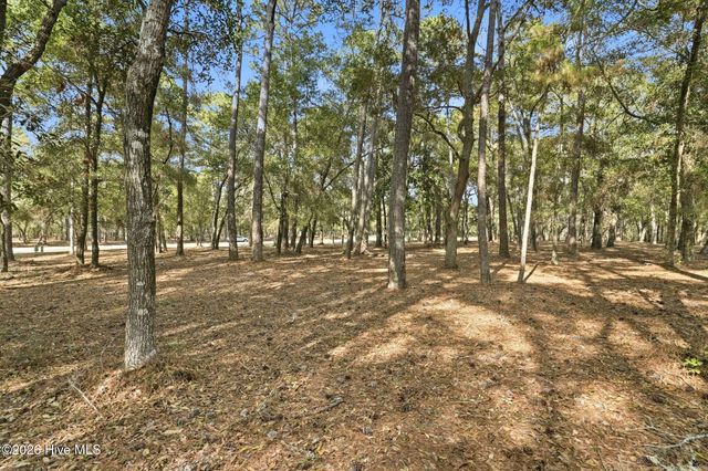 575 Versailles Boulevard SW, Supply, NC 28462