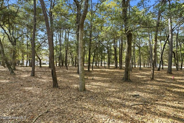 575 Versailles Boulevard SW, Supply, NC 28462