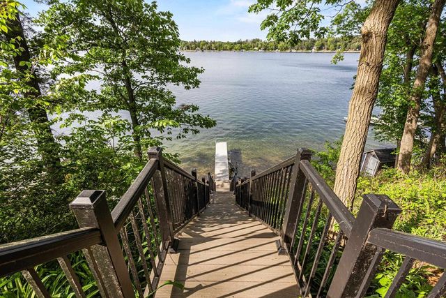 W6978 S SILVER LAKE ROAD, Wautoma, WI 54982