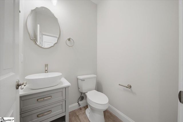 563 Clairidge Drive, Boiling Springs, SC 29316