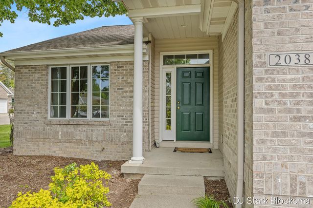 2038 Palmerton Court Ne, City Of Grand Rapids, MI 49505