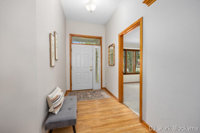 2038 Palmerton Court Ne, City Of Grand Rapids, MI 49505