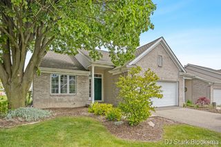 2038 Palmerton Court Ne, City Of Grand Rapids, MI 49505