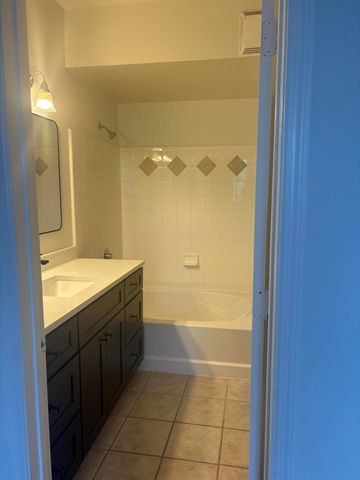 2026 Alta Meadows Lane 909, Delray Beach, FL 33444