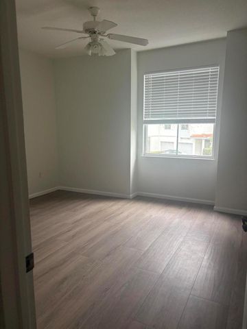 2026 Alta Meadows Lane 909, Delray Beach, FL 33444